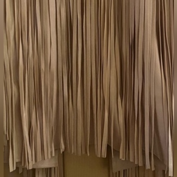 Flawless- Walford Cropped Faux Suede Fringe Jacket - Size L - Picture 5 of 10